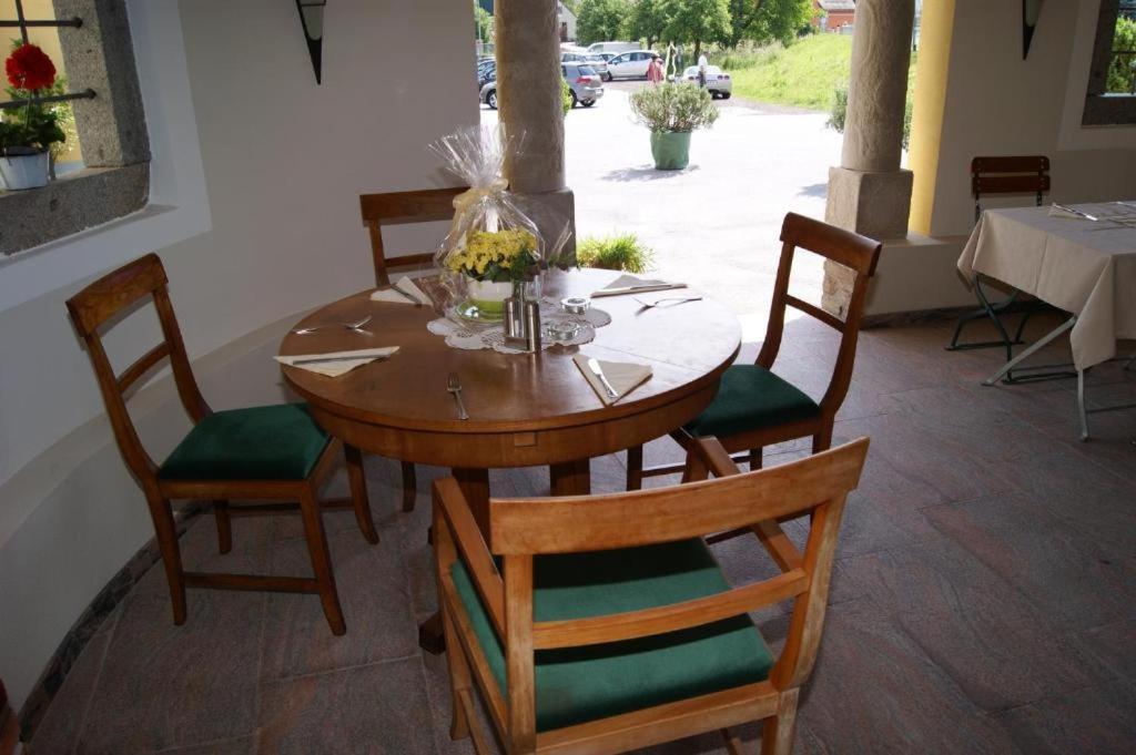 Gasthof Zur Post Soding Buitenkant foto